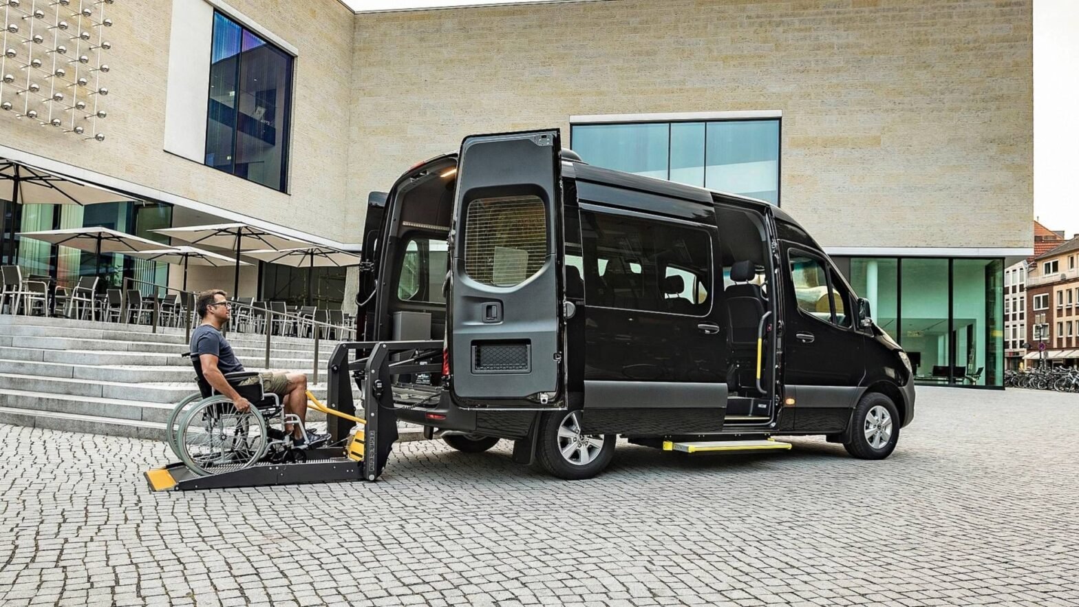 wheelchair taxi service in Melbourne